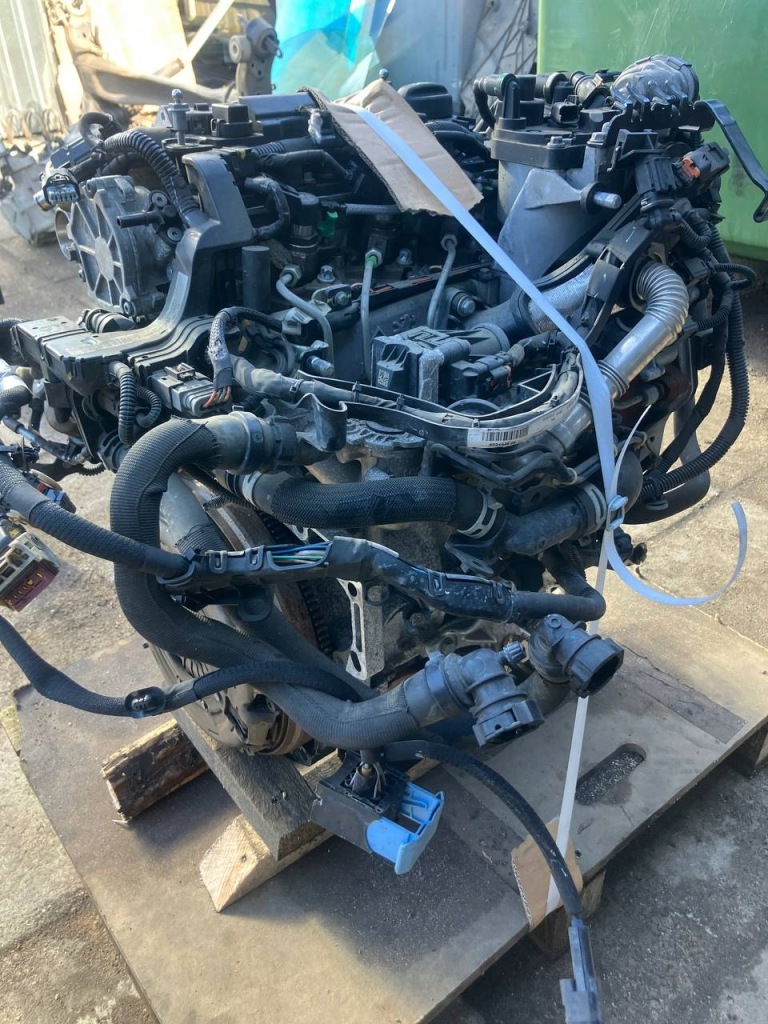 Moteur 9HC (DV6C) — vue 3