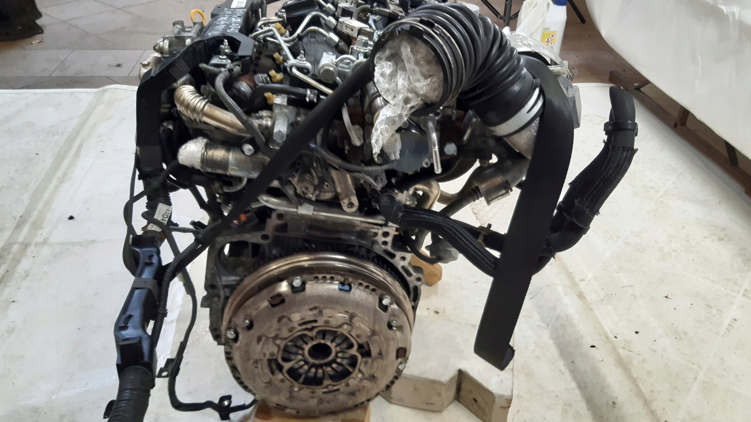 Moteur 2AD-FHV — vue 4