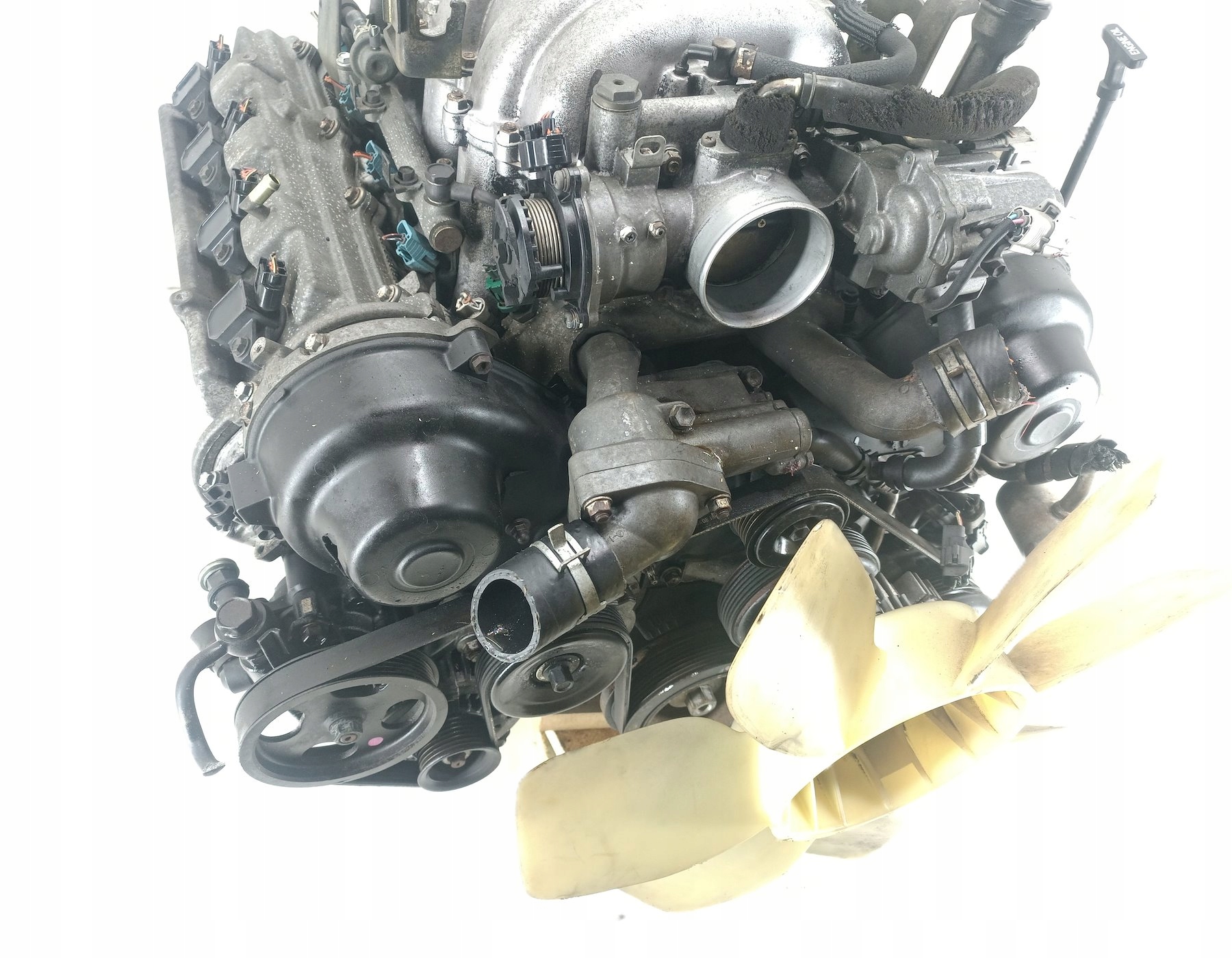 Moteur 2UZ-FE — vue 3