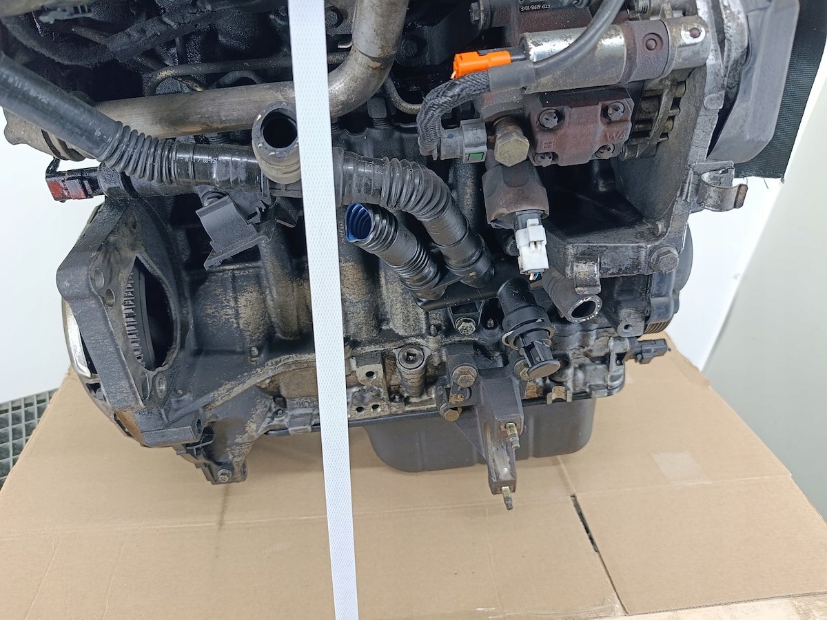 Moteur F6JA — vue 6