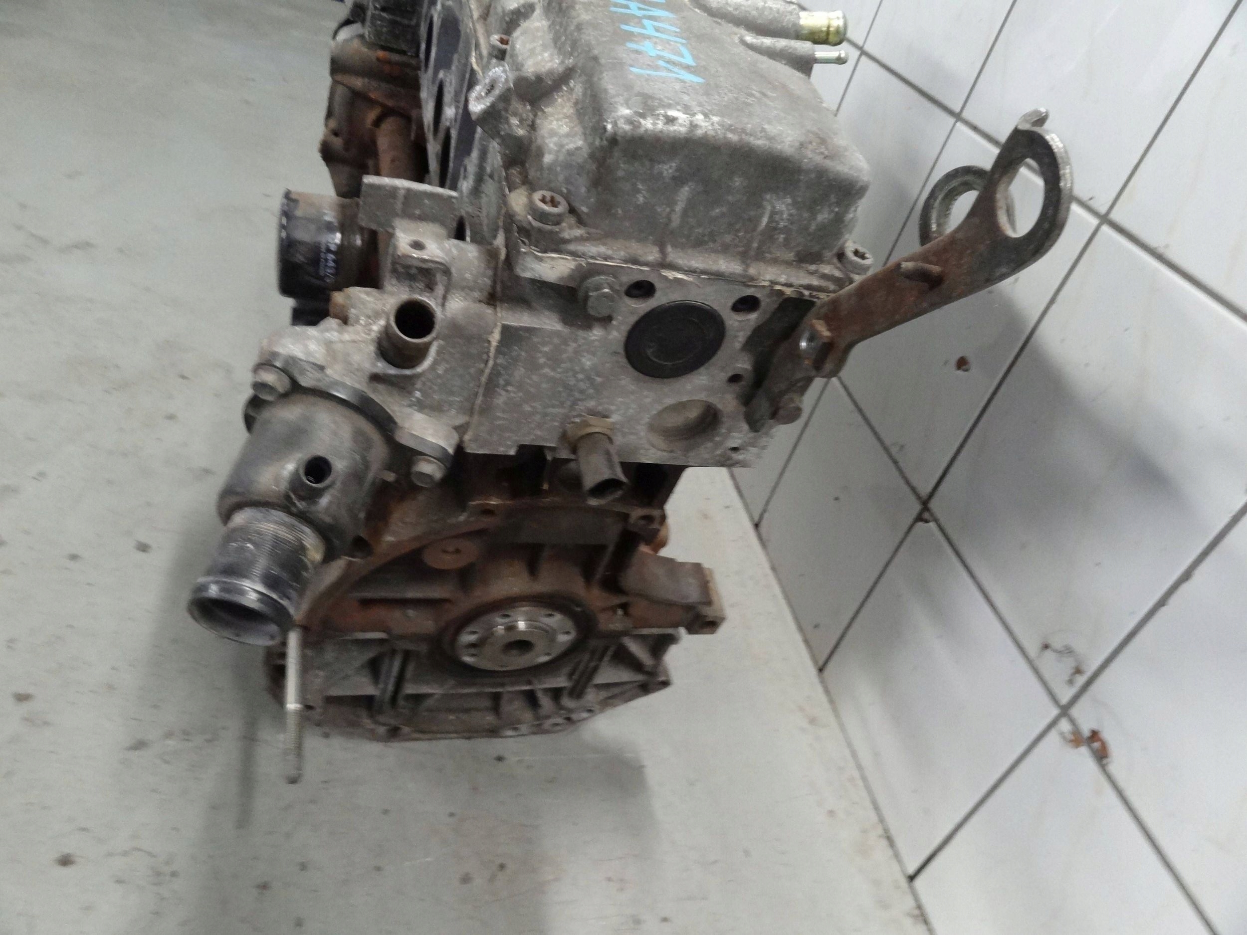 Moteur K7J 700 — vue 3