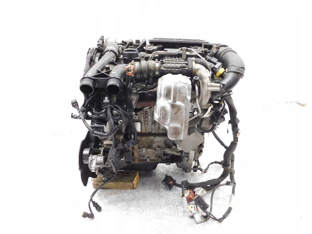Moteur 8HP (DV4C) — vue 1
