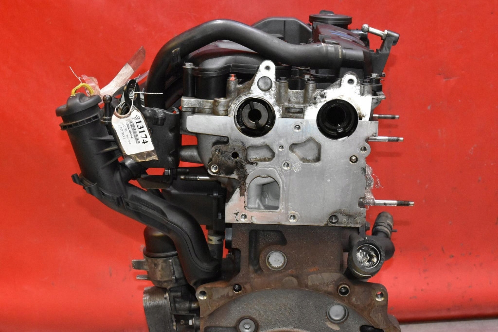 Moteur D 4204 T — vue 8