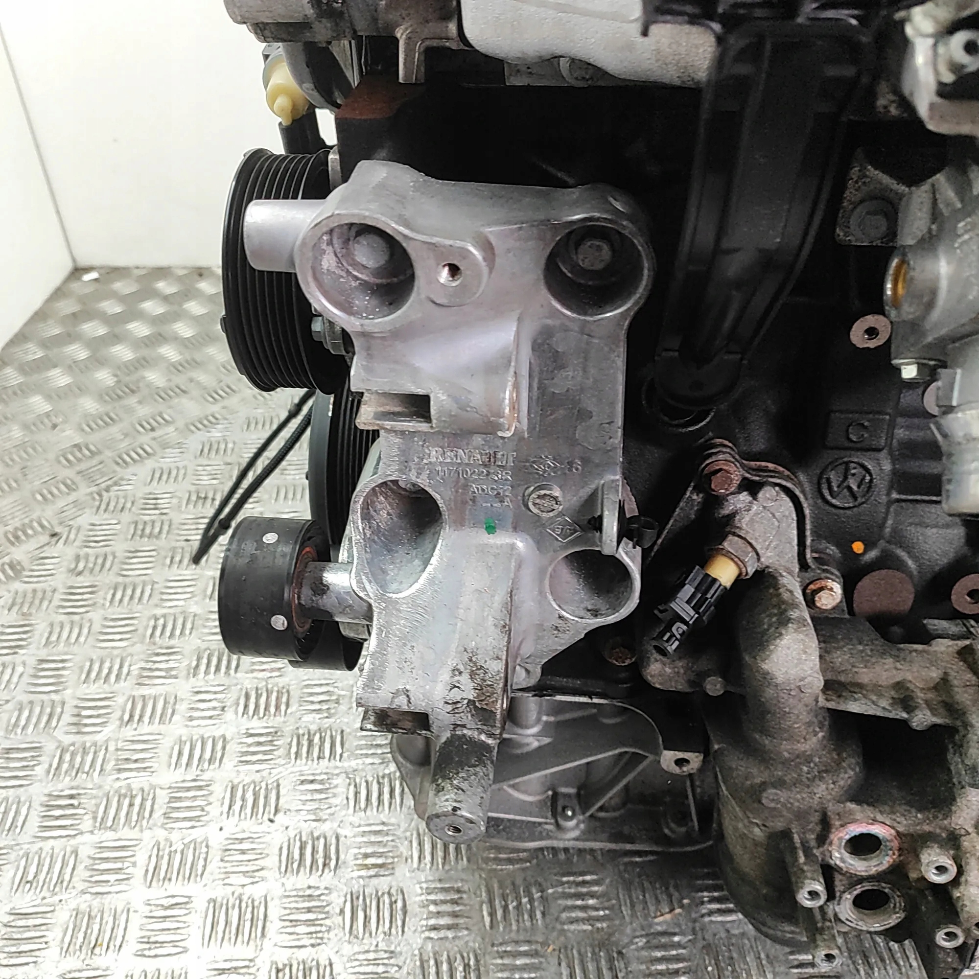 Moteur M9T 708 — vue 10