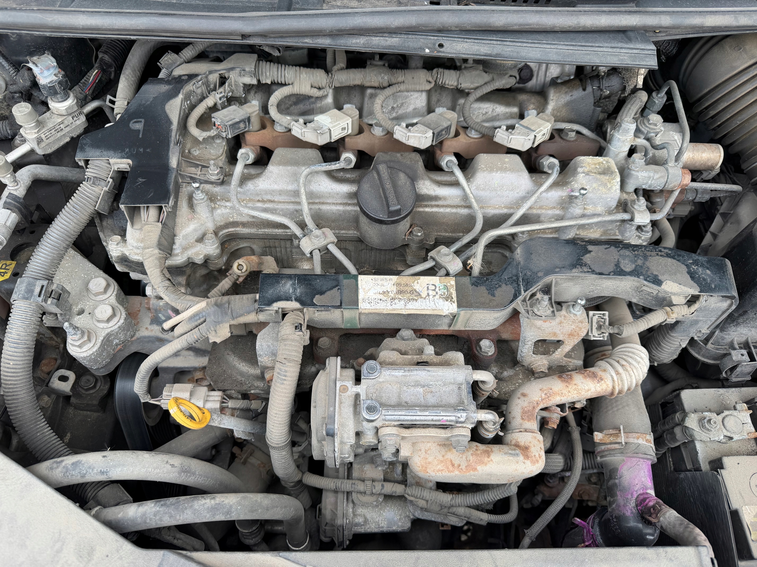 Moteur 2AD-FTV — vue 1