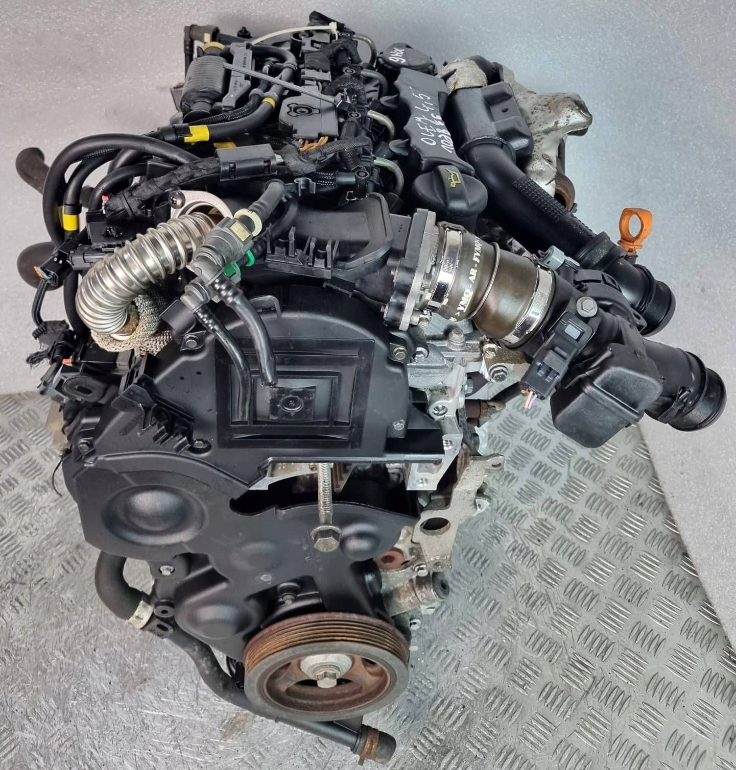 Moteur 9HX (DV6ATED4) — vue 3