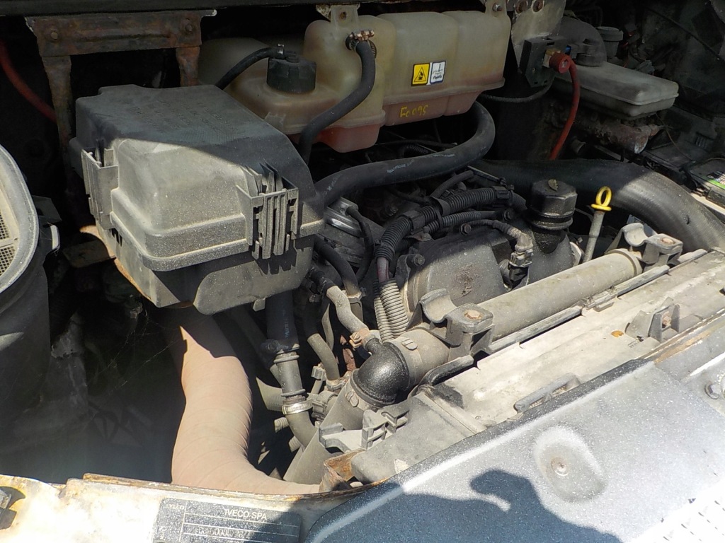 Moteur F1CE0481H - Image 2