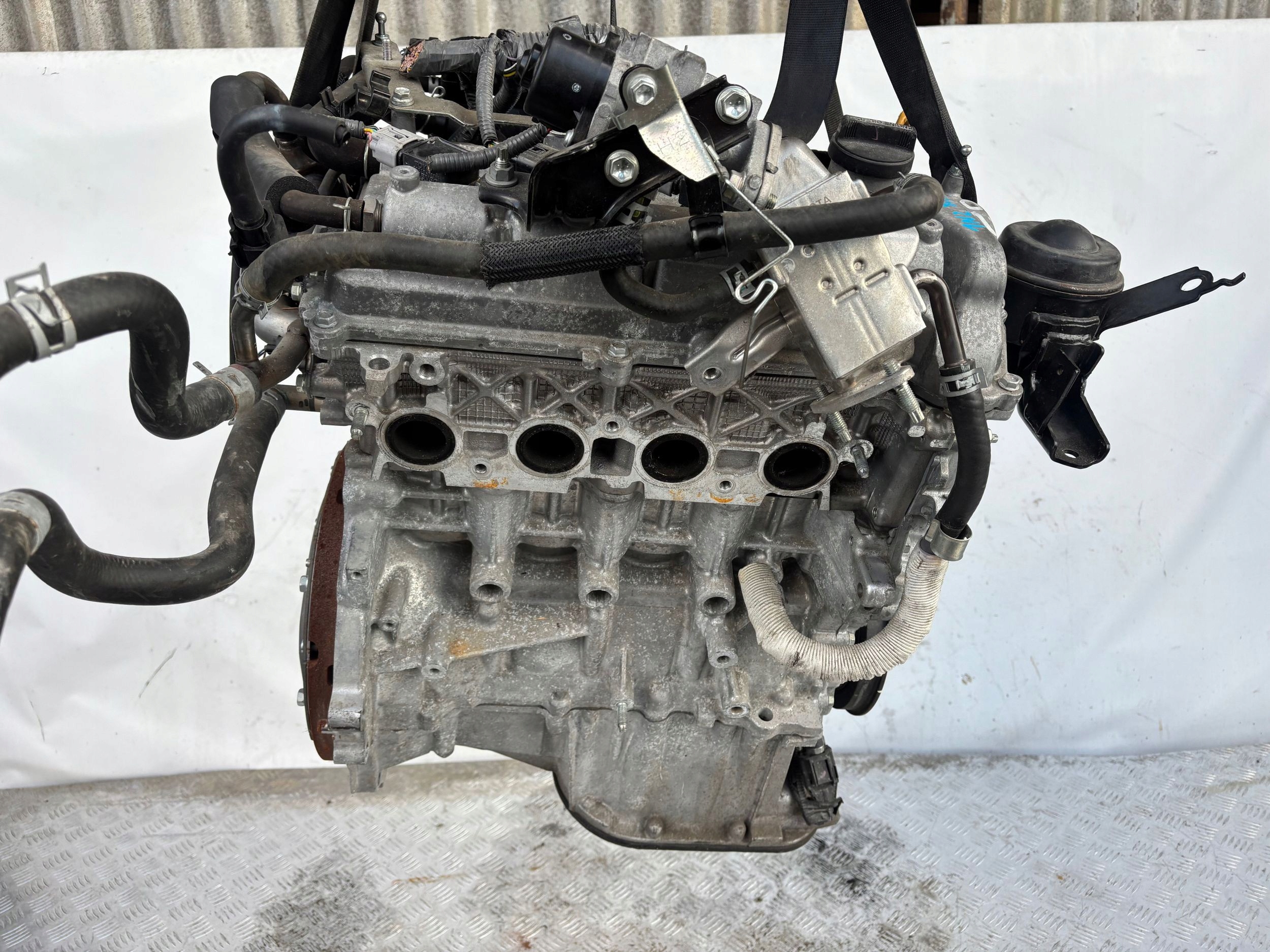 Moteur 1NZ-FE — vue 1