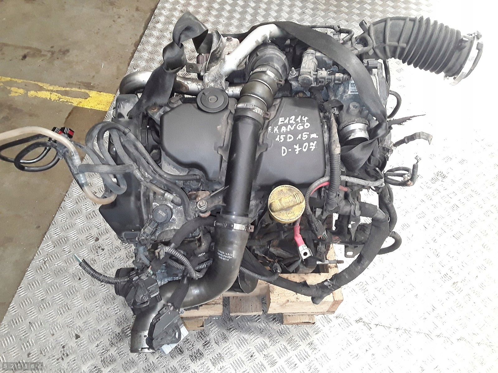 Moteur K9K 608 — vue 1