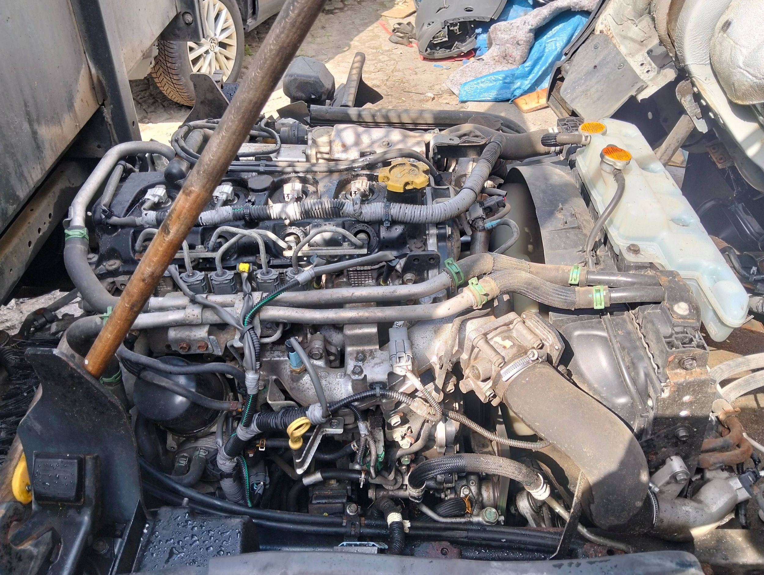 Moteur YD25K3LD-5MI — vue 3