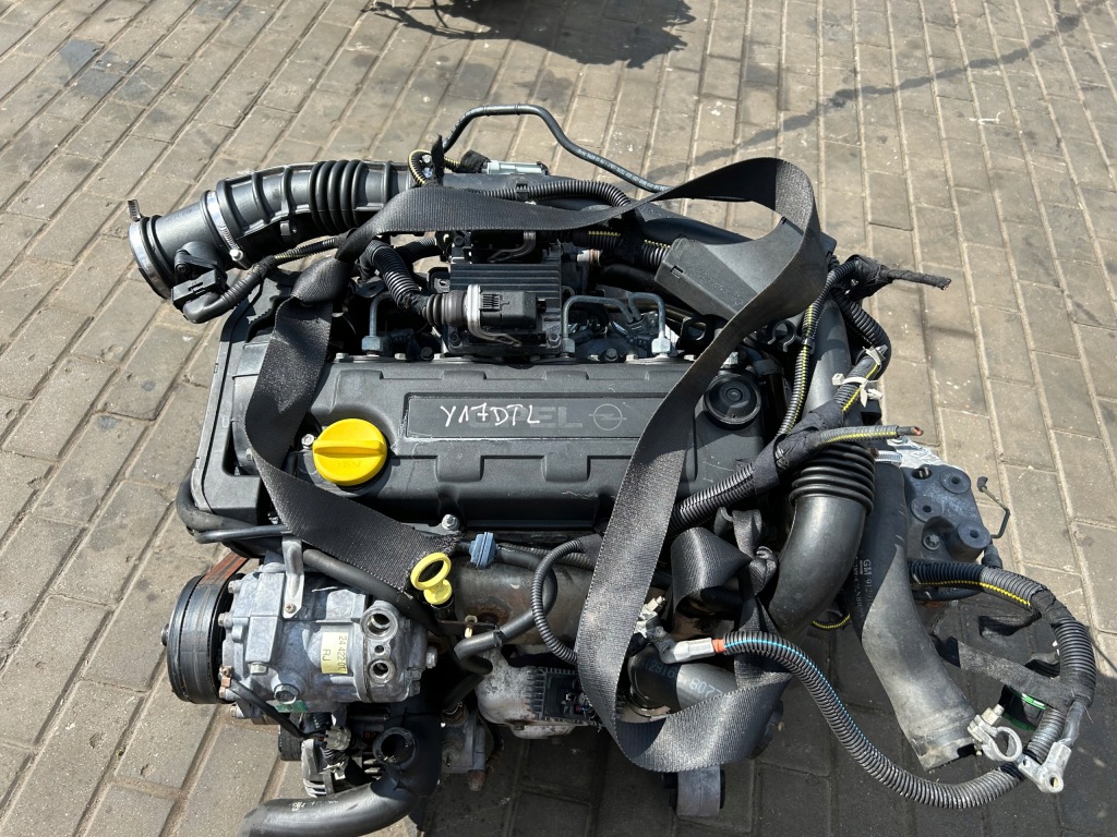 Moteur Y 17 DTL — vue 2