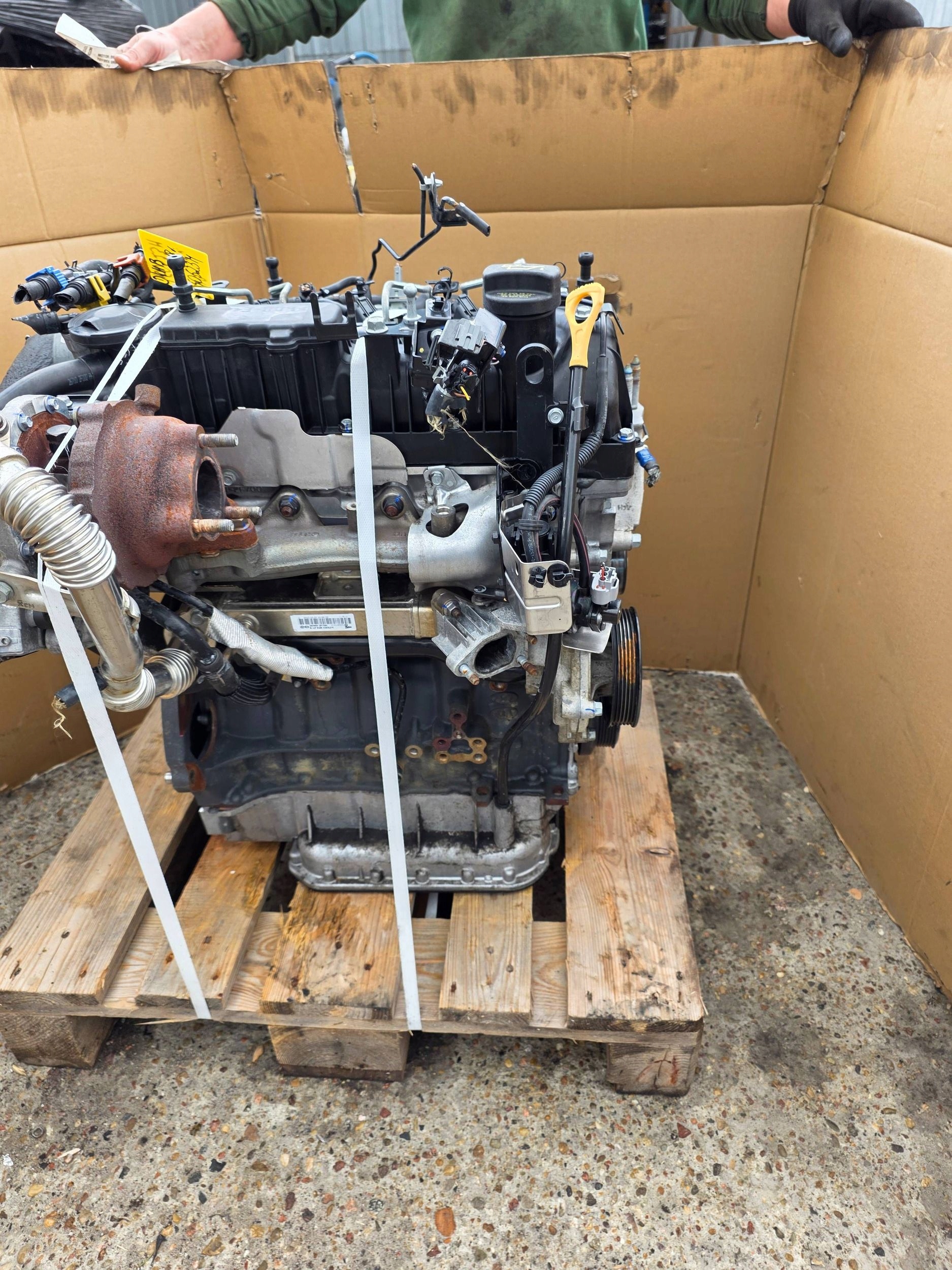 Moteur D4HB — vue 4