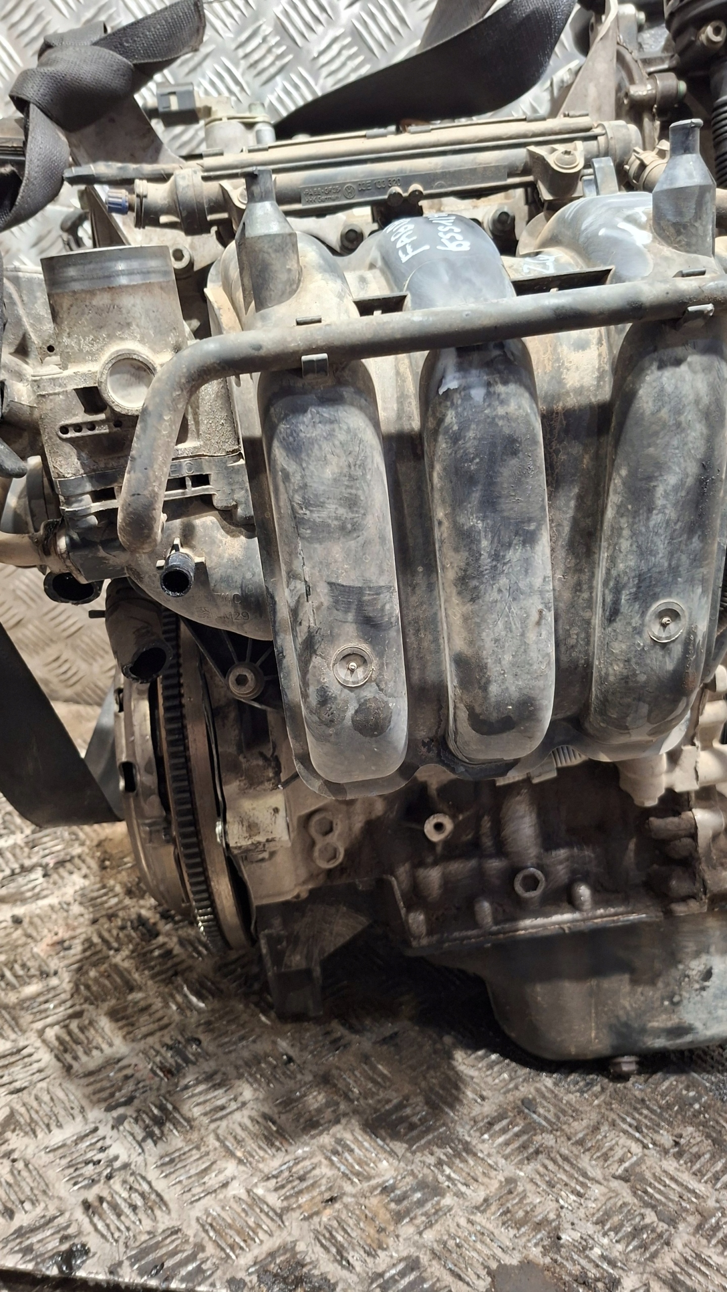 Moteur AZQ — vue 12