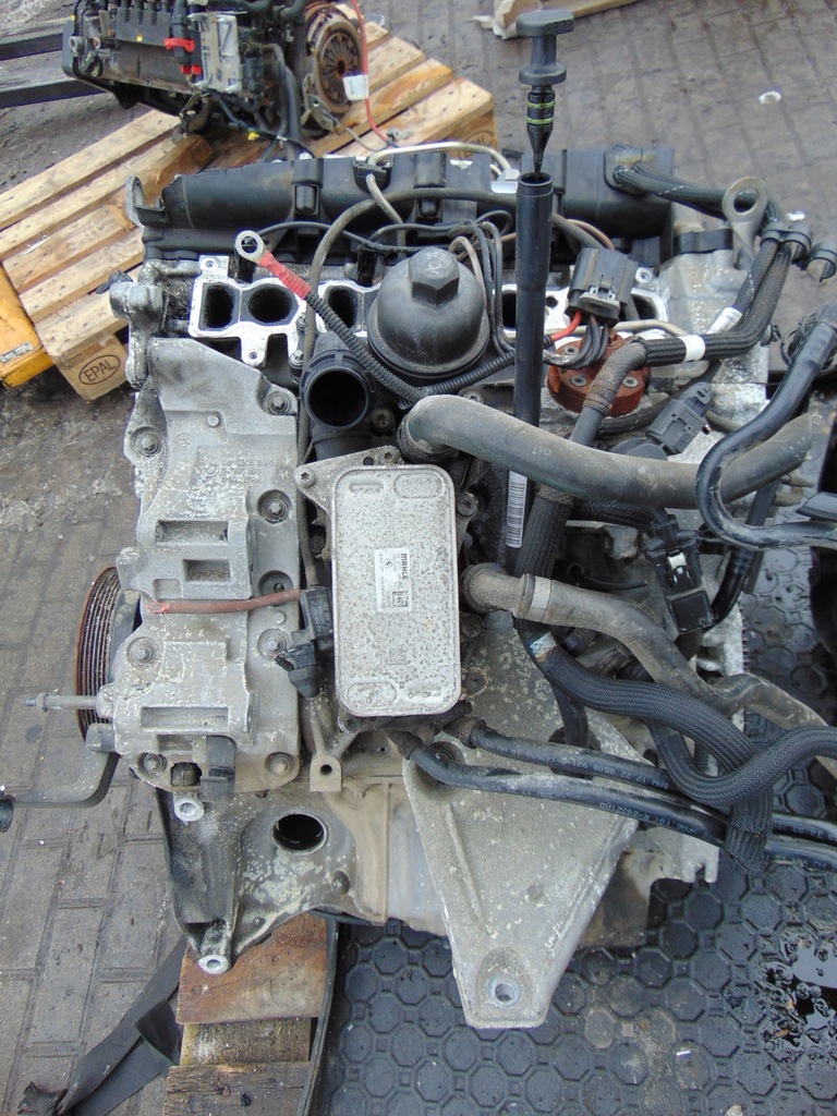 Moteur N47 D20 C — vue 4
