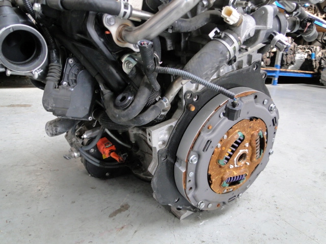 Moteur 2ZR-FXE — vue 7