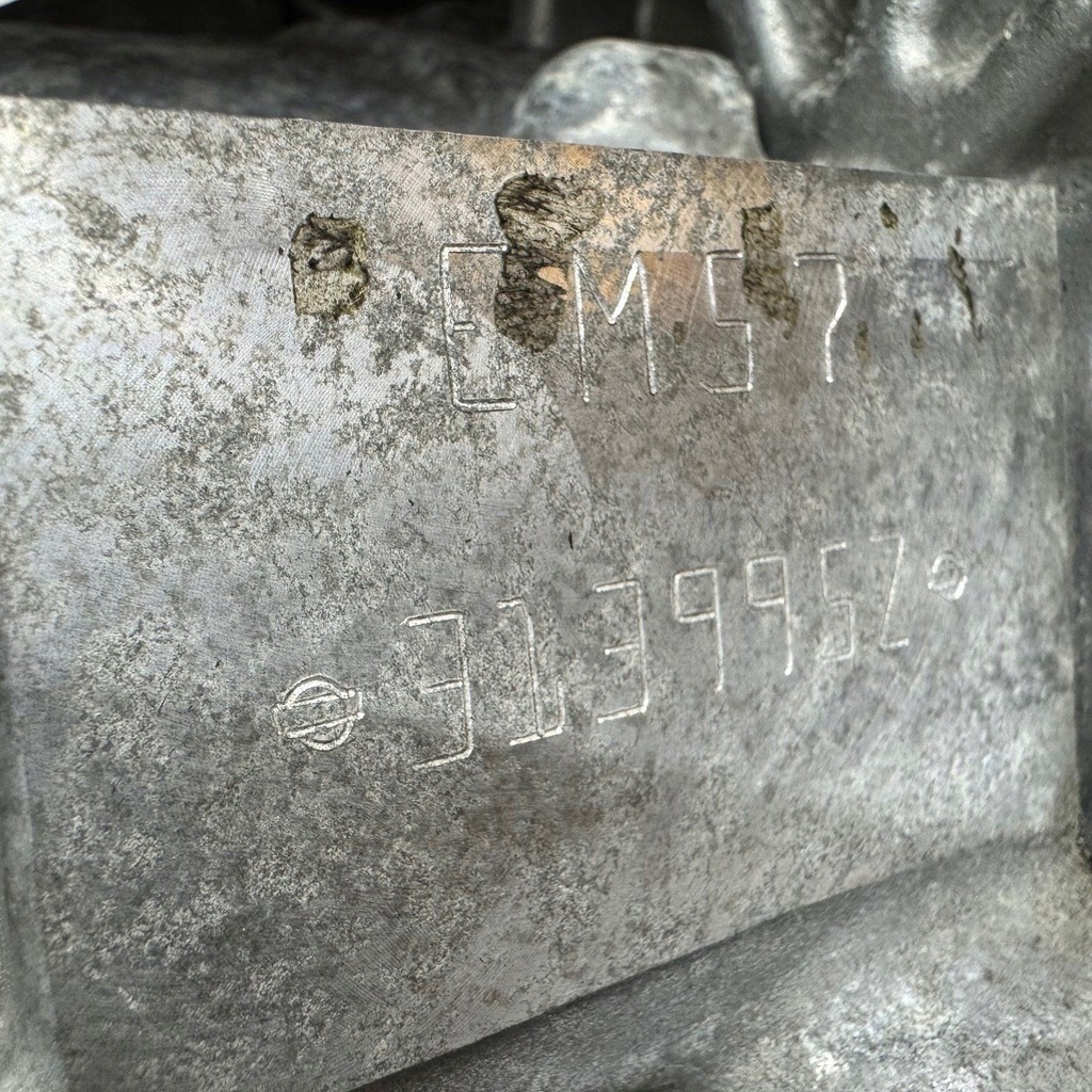 Moteur EM57 — vue 4