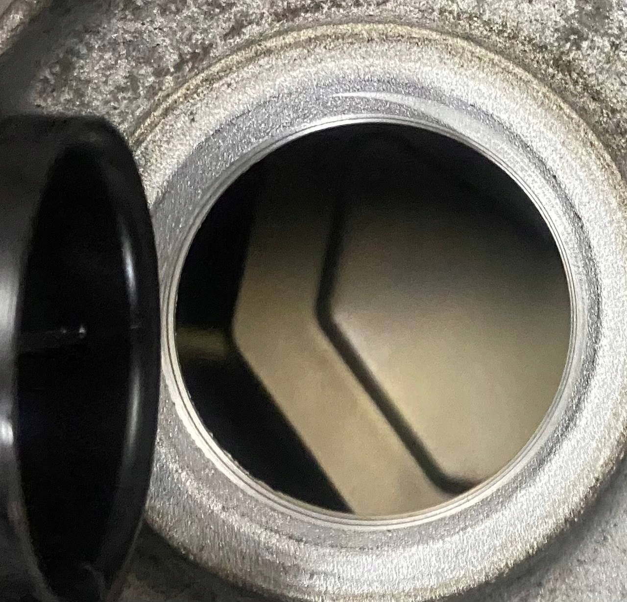 Moteur 2ZR-FXE — vue 2