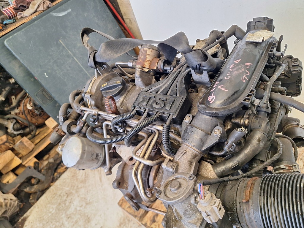 Moteur CBZA — vue 6