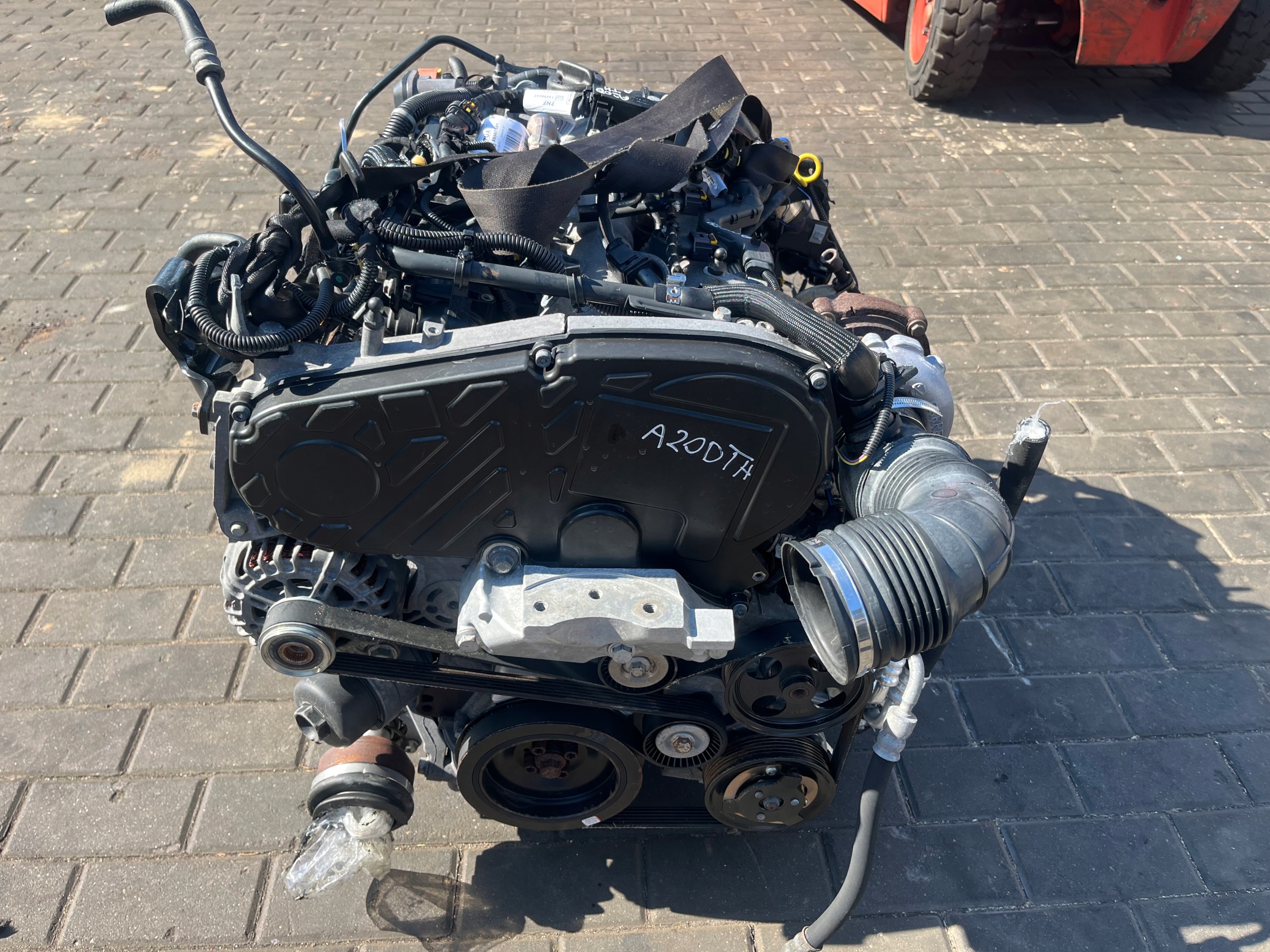 Moteur A 20 DTH — vue 5
