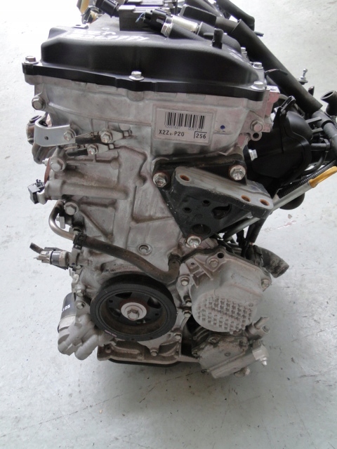 Moteur 2ZR-FXE — vue 2