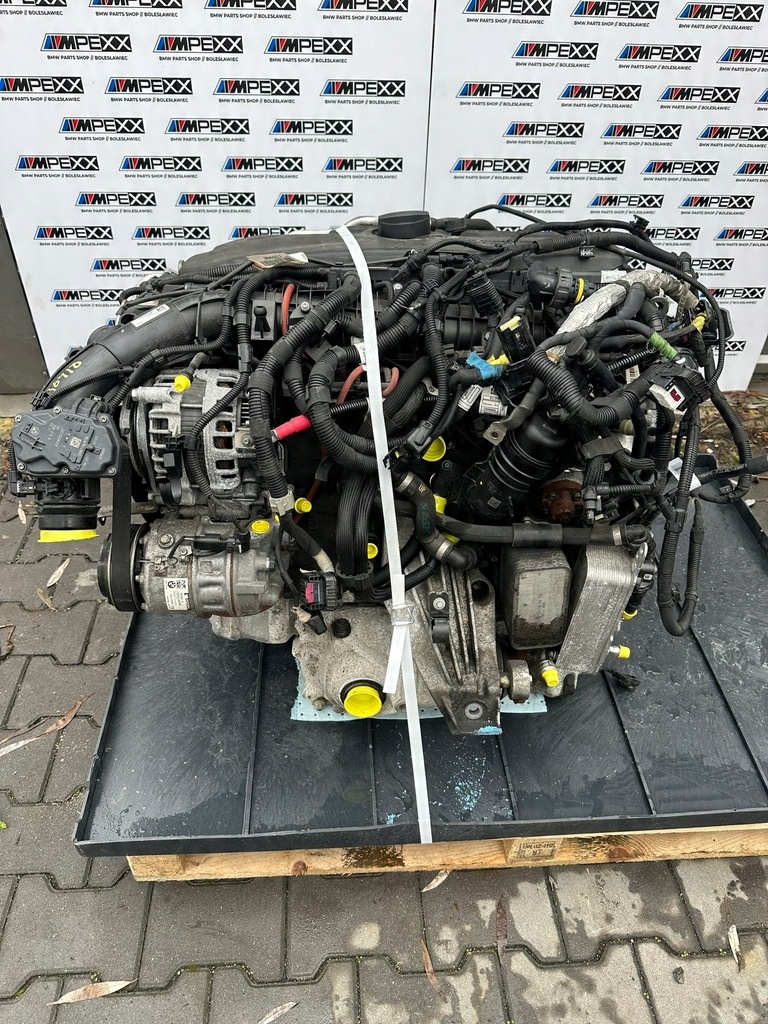 Moteur B57 D30 A — vue 1