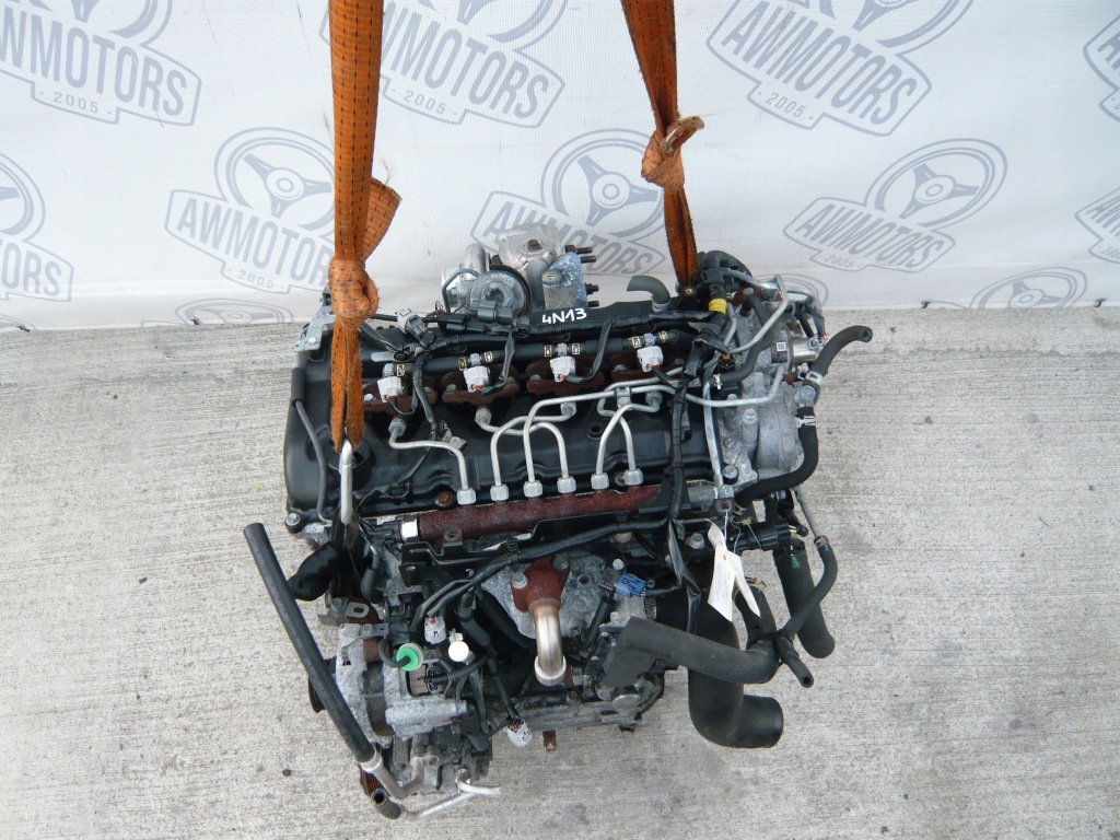 Moteur 4N13 — vue 1