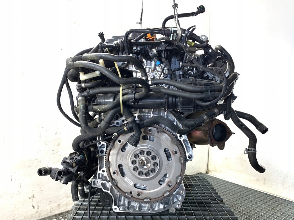 Moteur B 4204 T20 — vue 1
