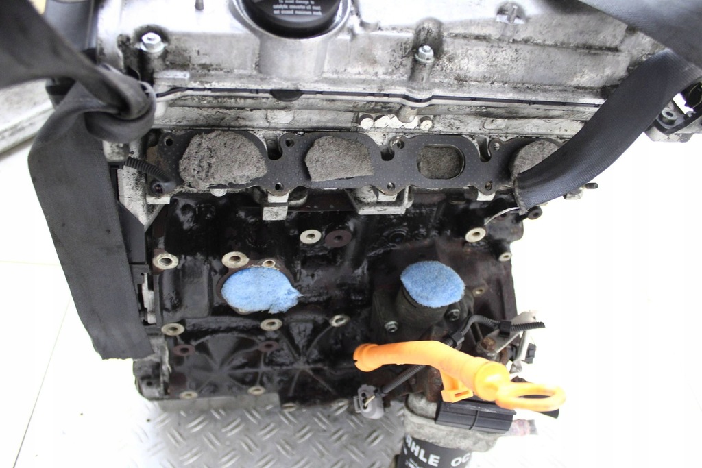 Moteur AUQ — vue 3