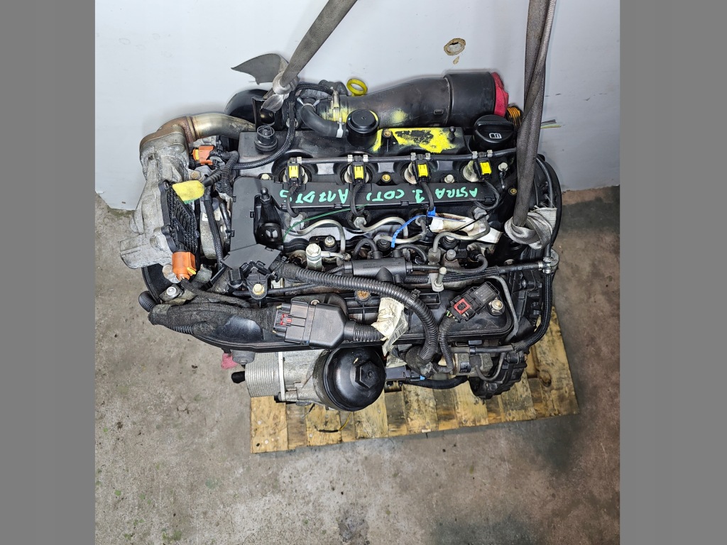 Moteur A 17 DTS — vue 3