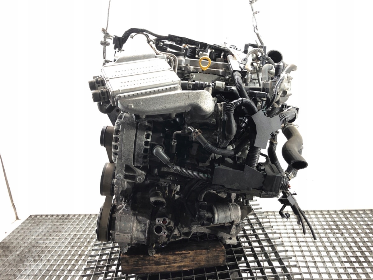 Moteur 8NR-FTS — vue 1