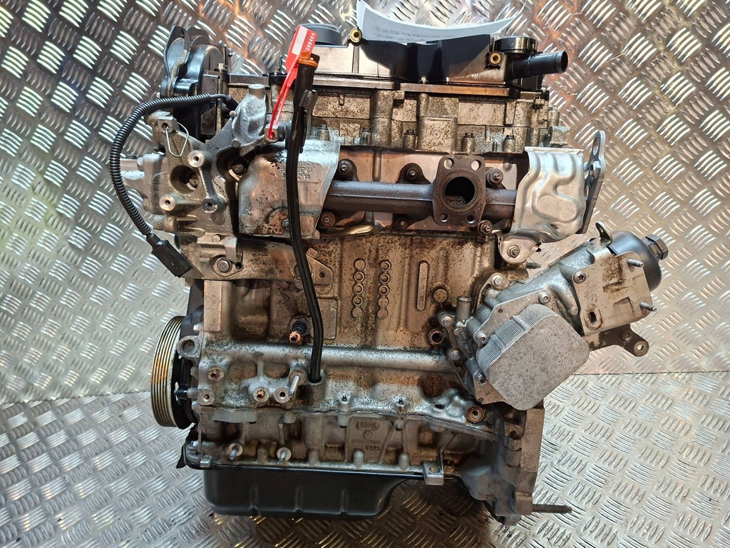 Moteur 9HC (DV6C) — vue 2