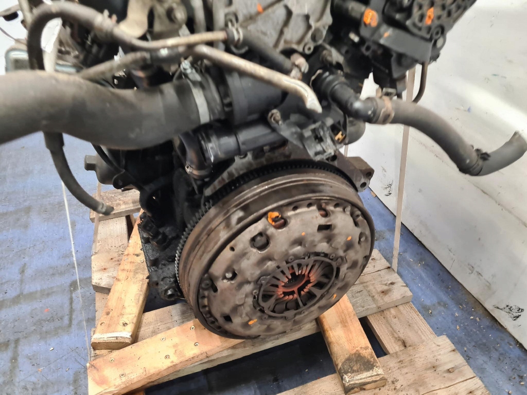 Moteur 4HK — vue 6