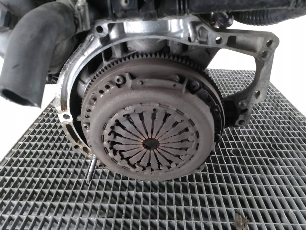 Moteur 8HT (DV4TD) — vue 2
