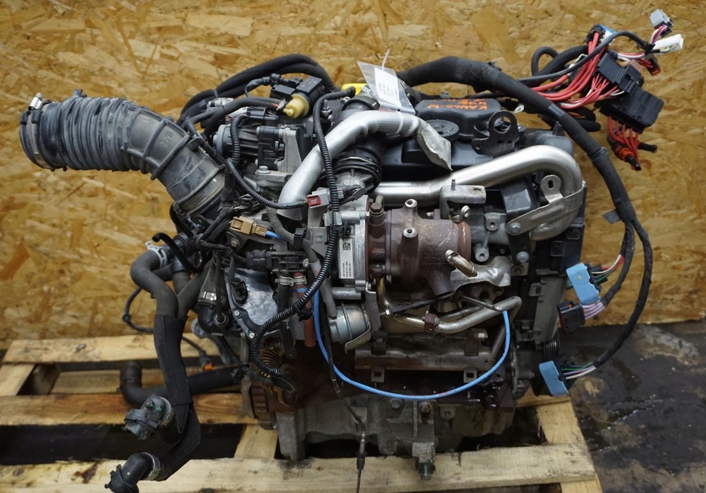 Moteur K9K 608 — vue 1