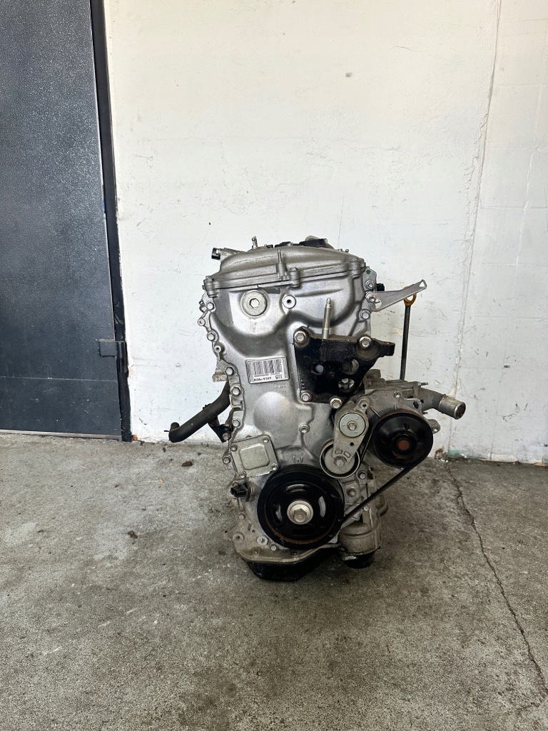 Moteur 2AR-FXE — vue 4