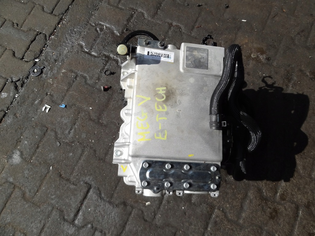 Moteur 6AM 402 — vue 2