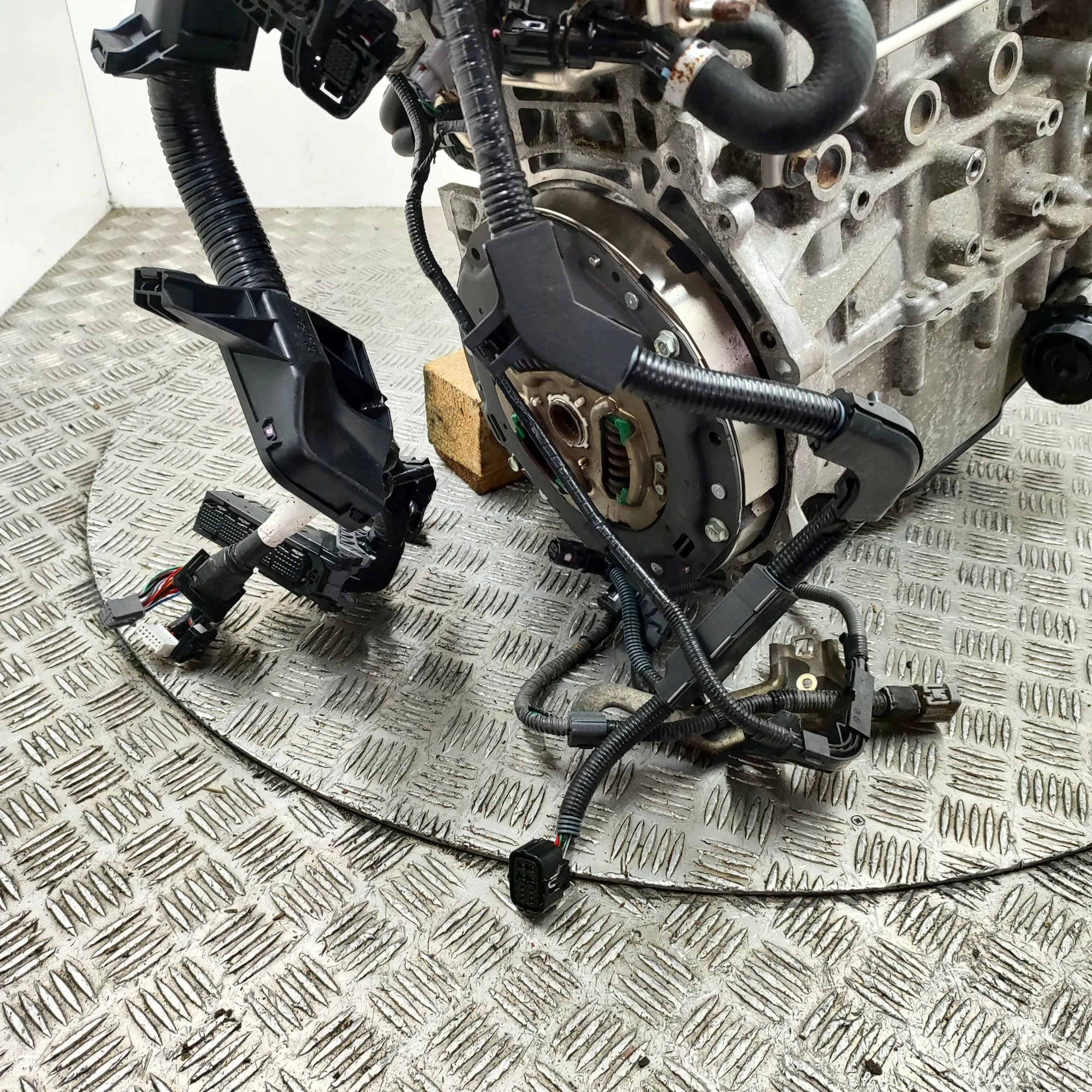 Moteur 2ZR-FXE — vue 7