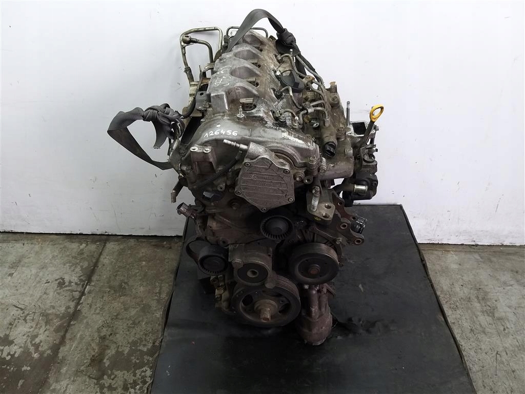 Moteur 2AD-FTV — vue 2