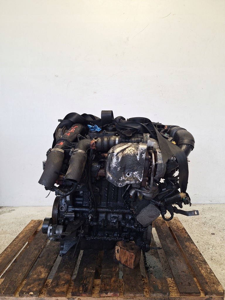 Moteur 9HC (DV6C) — vue 1