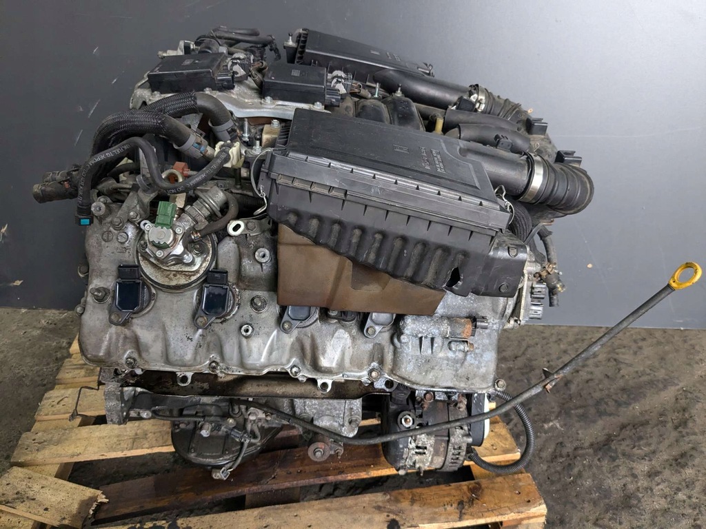 Moteur 1UR-FSE — vue 4