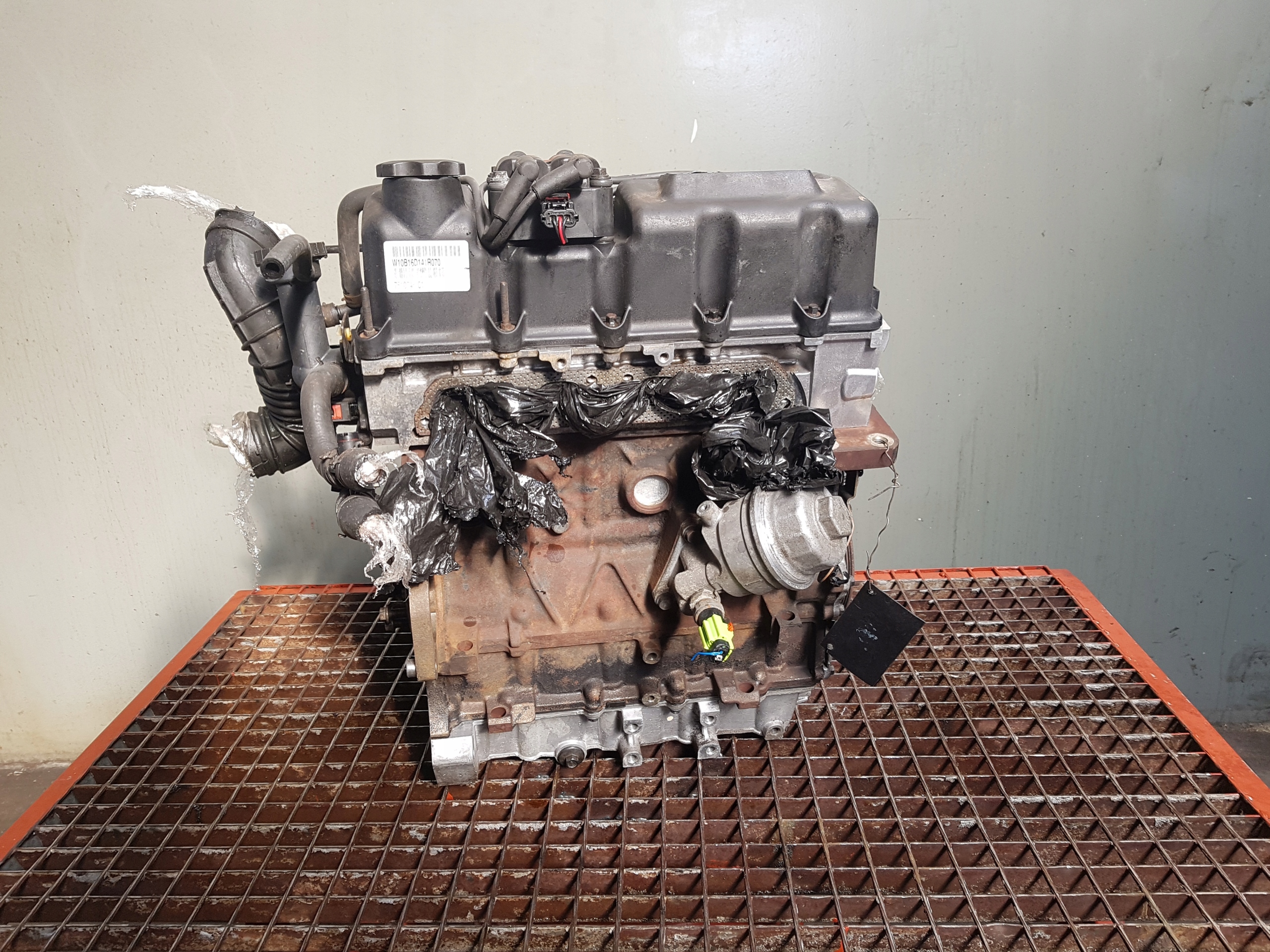 Moteur W10 B16 A - Image 1