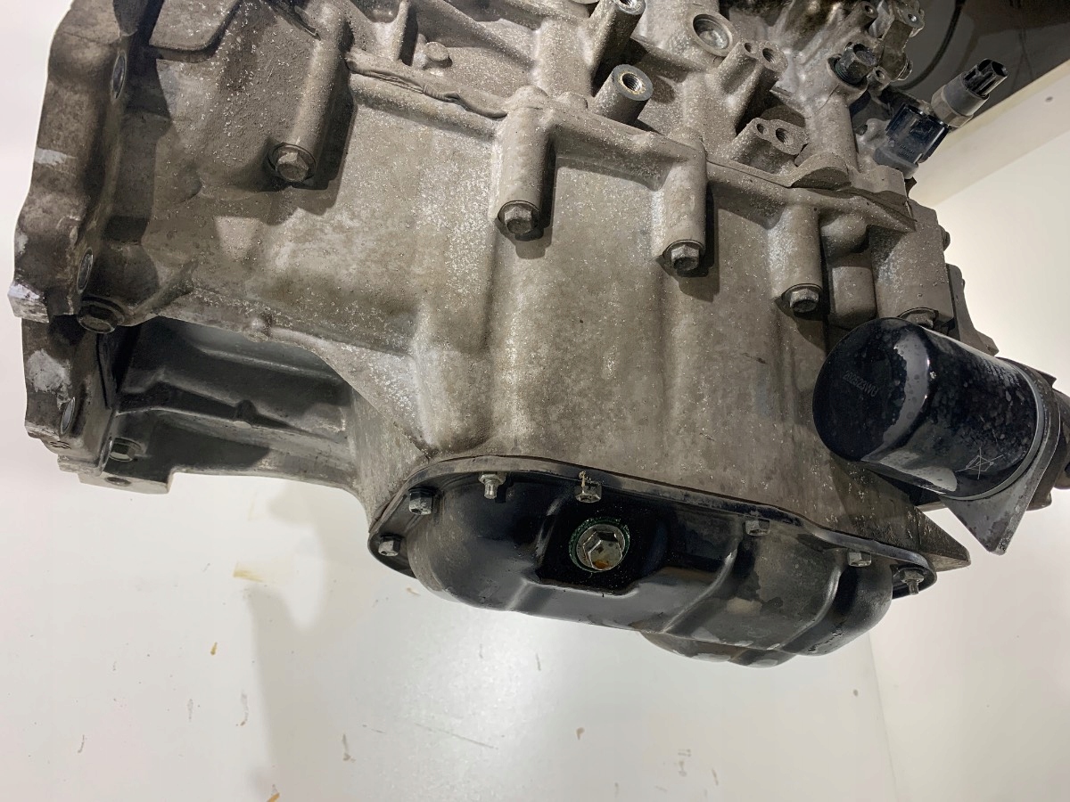 Moteur 2ZR-FXE — vue 3