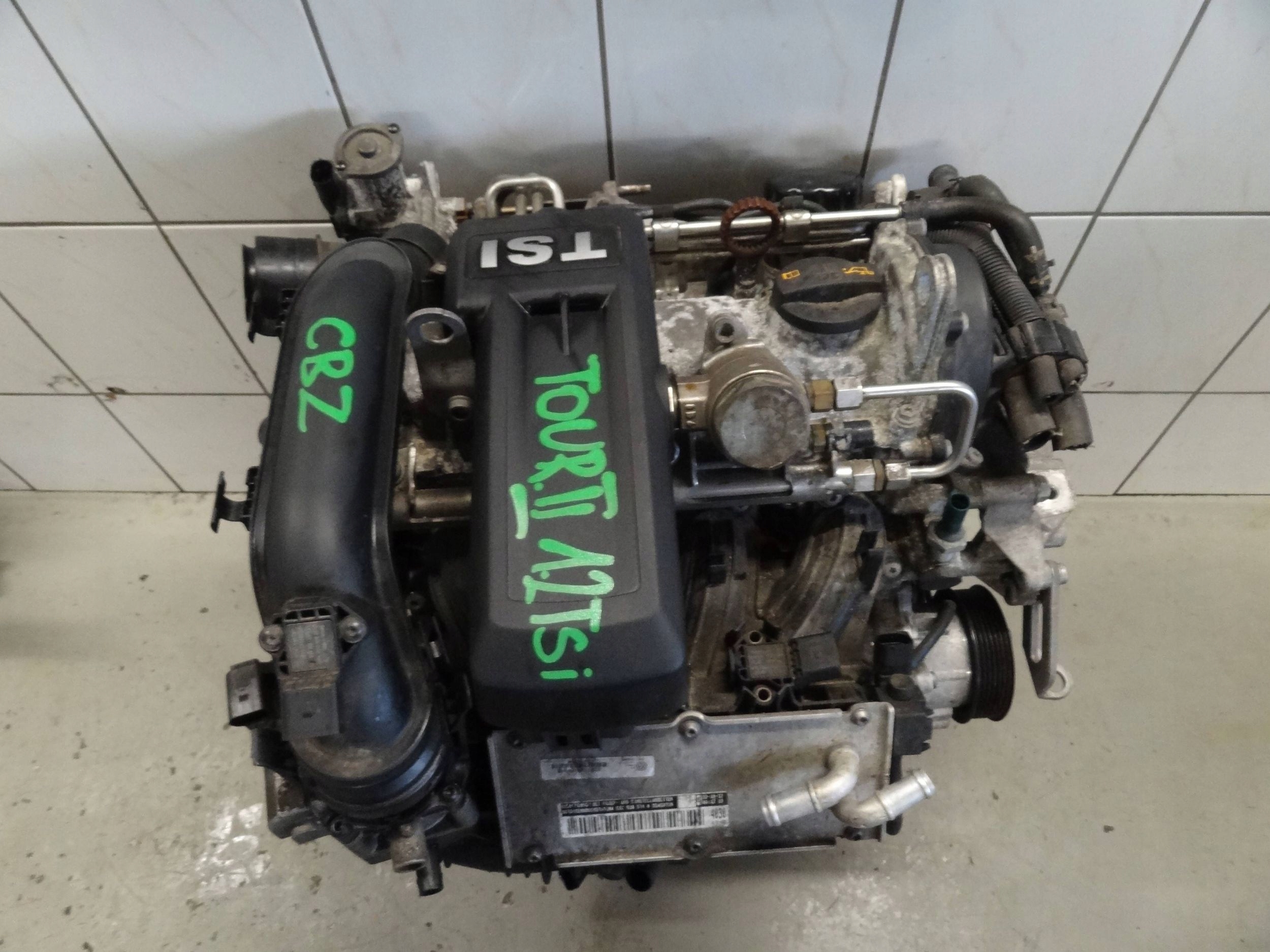Moteur CBZA — vue 1