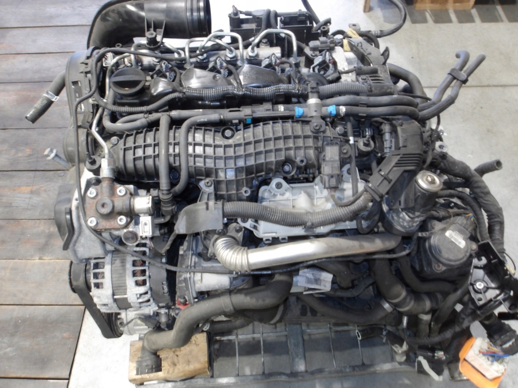 Moteur D 4204 T16 — vue 1