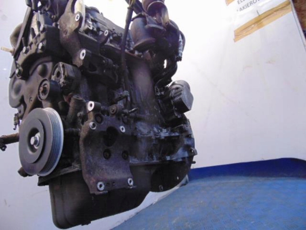 Moteur 8HY — vue 4