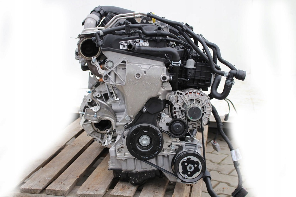 Moteur CZCA — vue 1