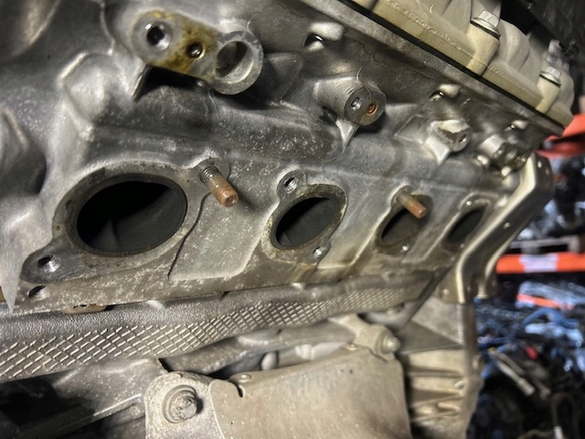 Moteur S65 B40 A — vue 3