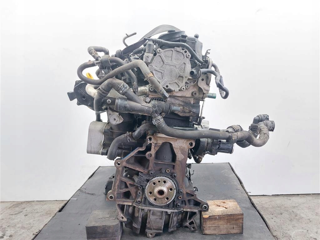 Moteur CAYB — vue 4