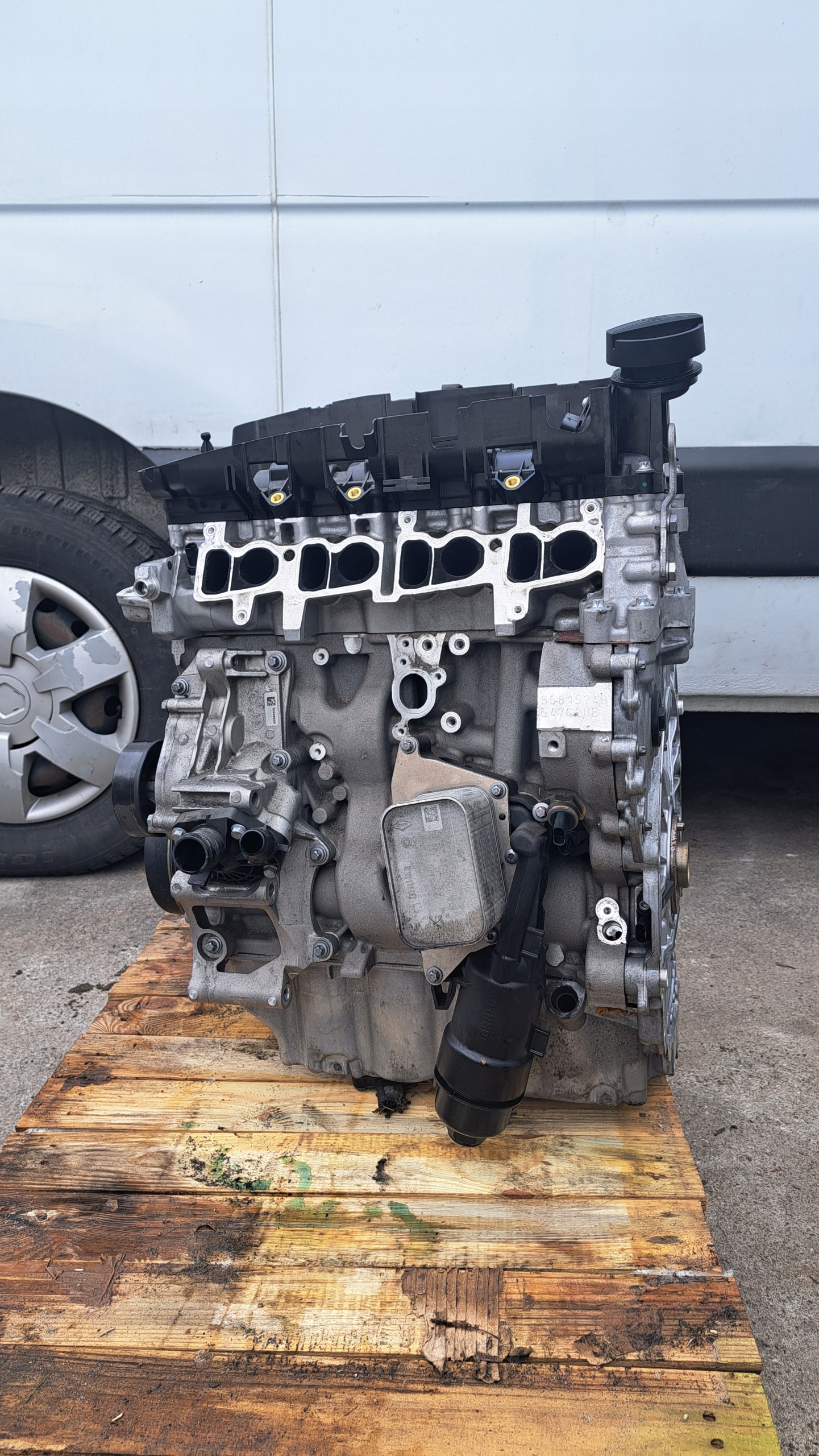 Moteur B47 C20 B — vue 1