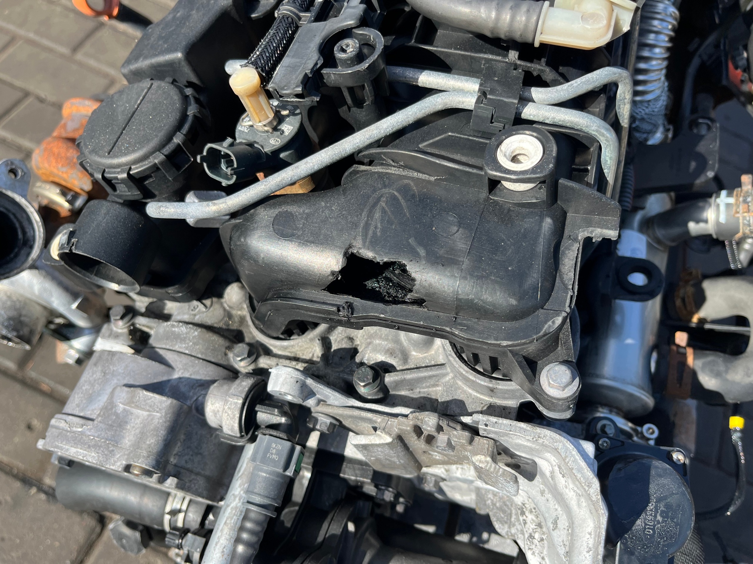 Moteur 9HX (DV6AUTED4) - Image 10
